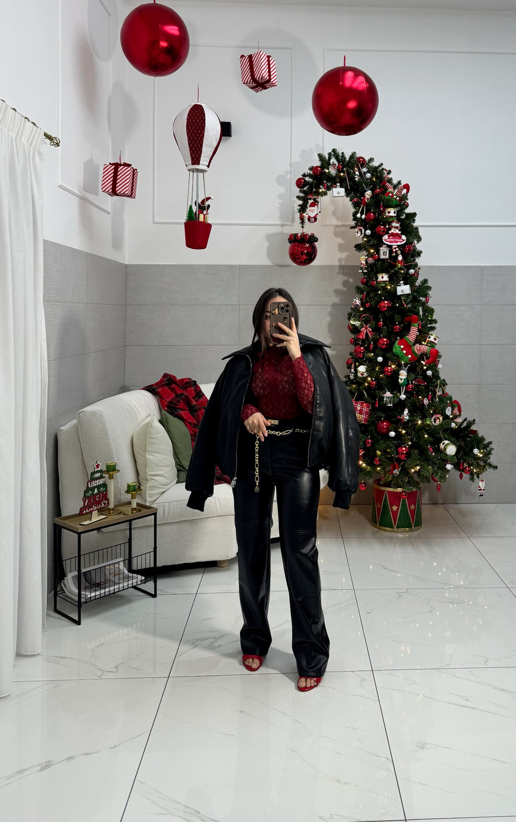 Pantalone Mary