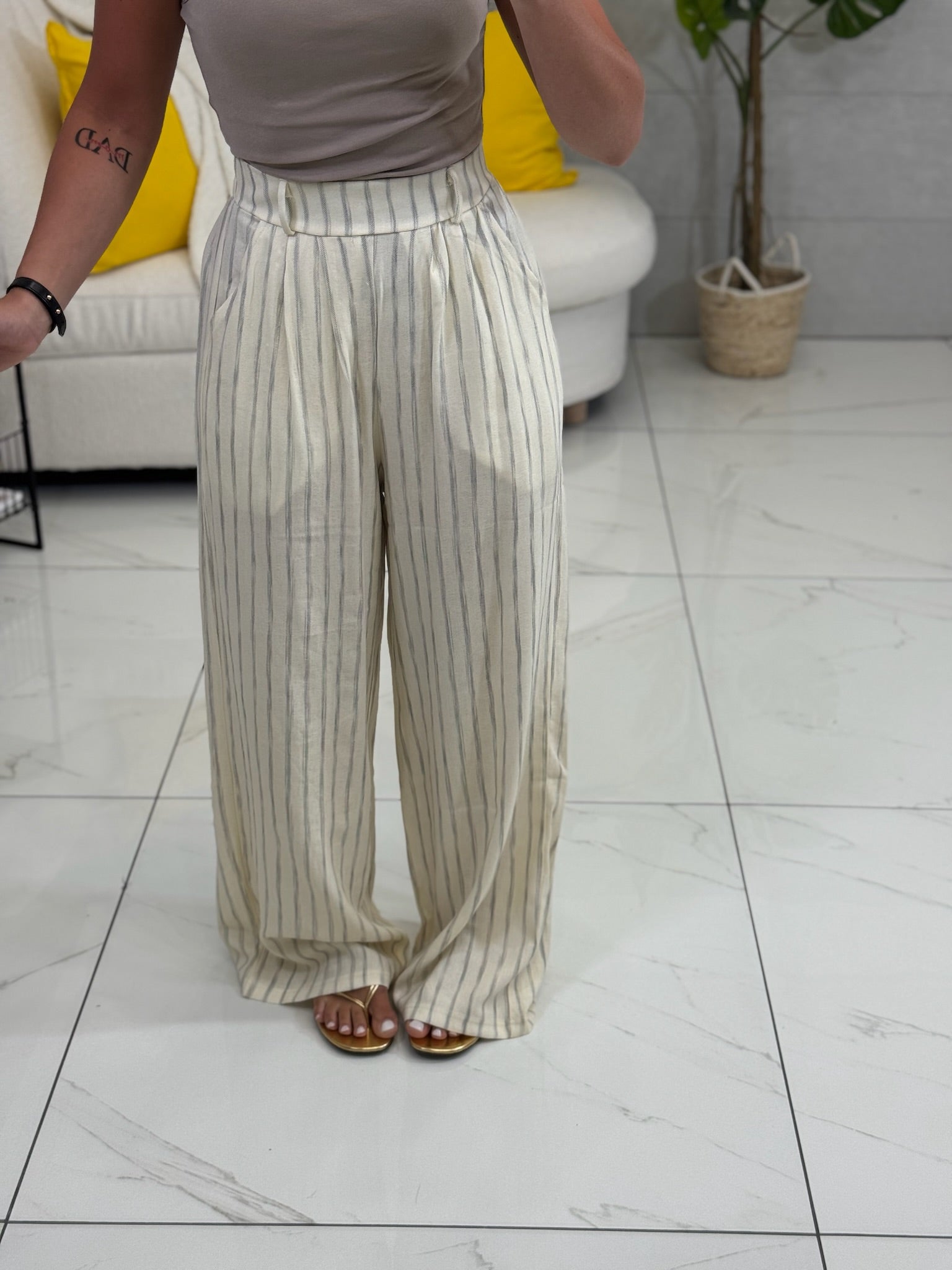 Pantalone Line