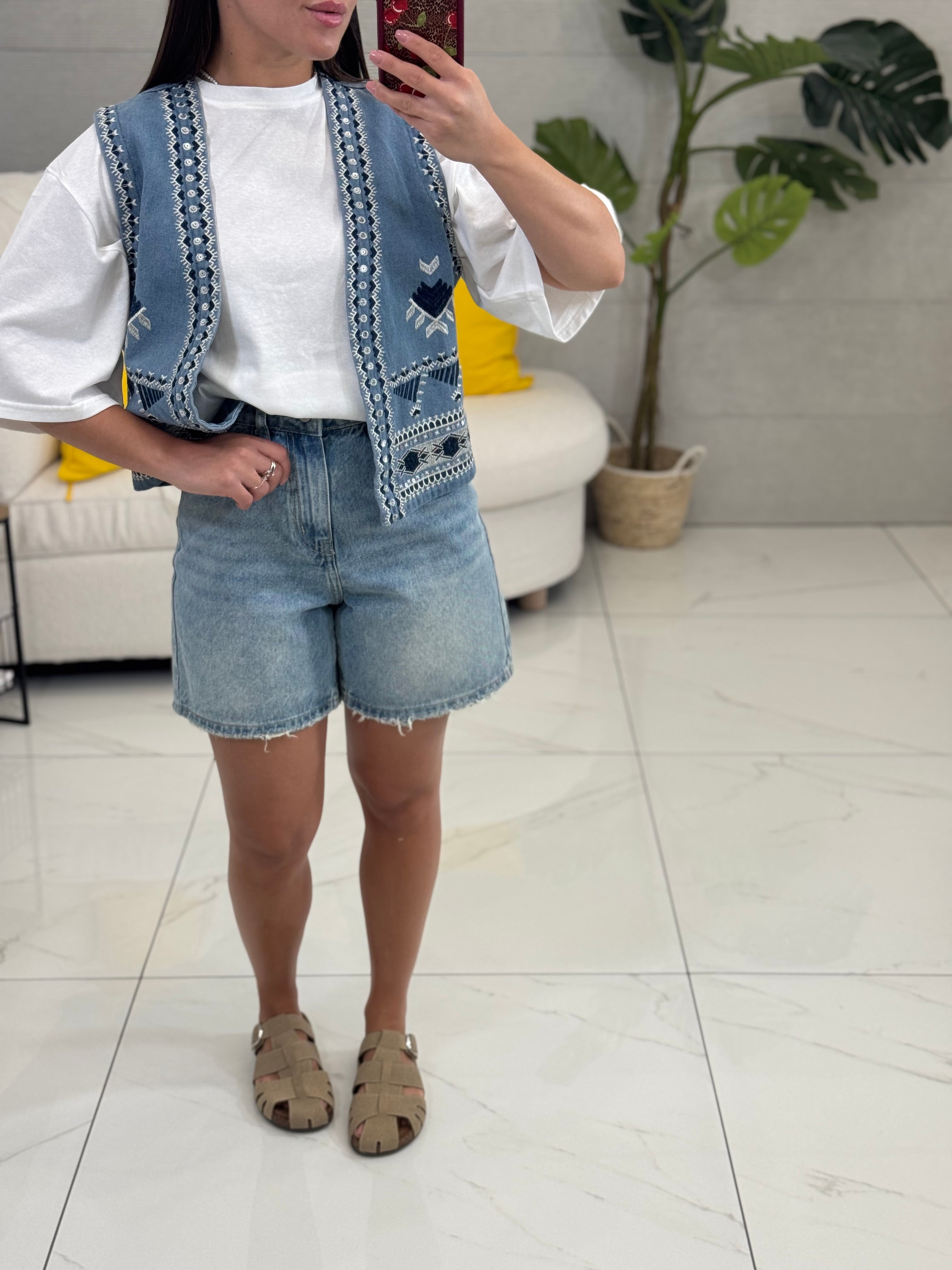 Shorts Glow