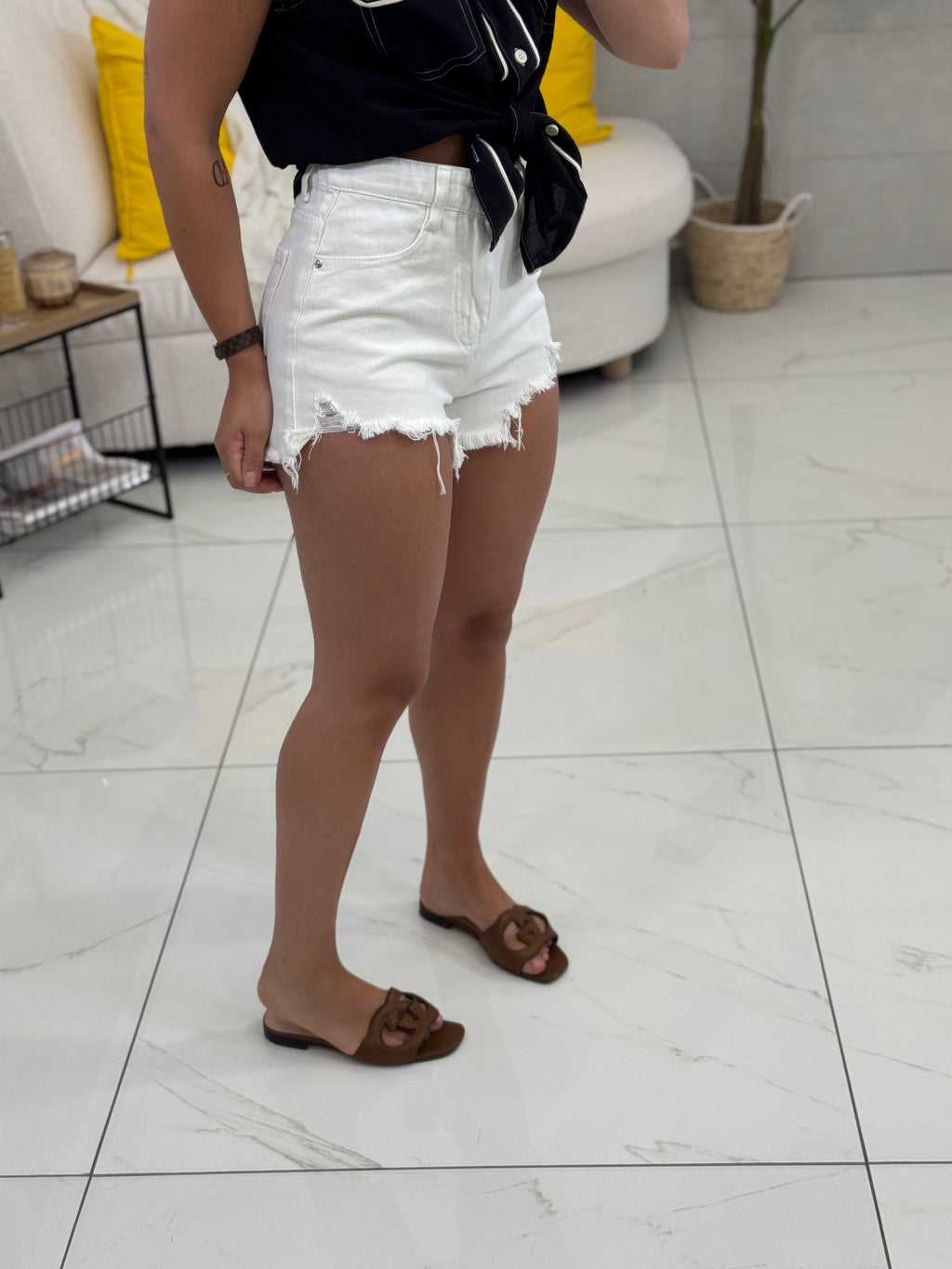 Shorts White