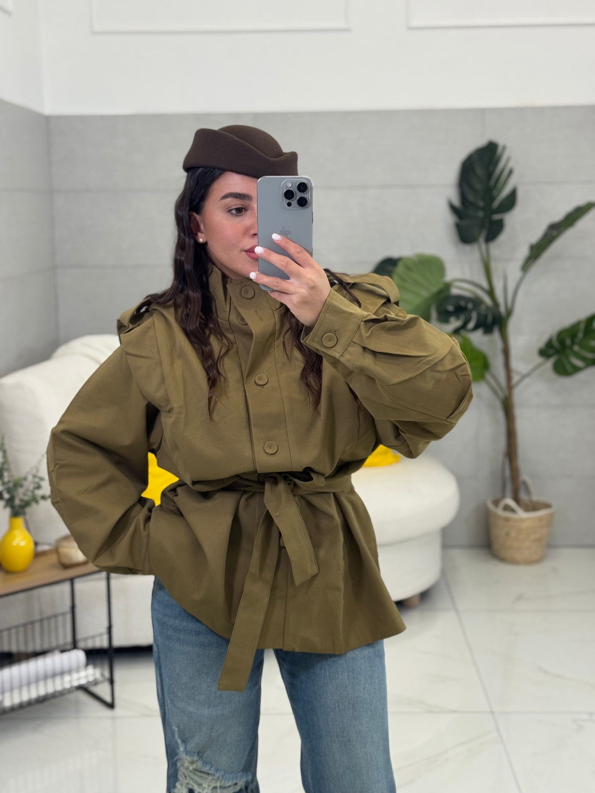 Trench Alexia
