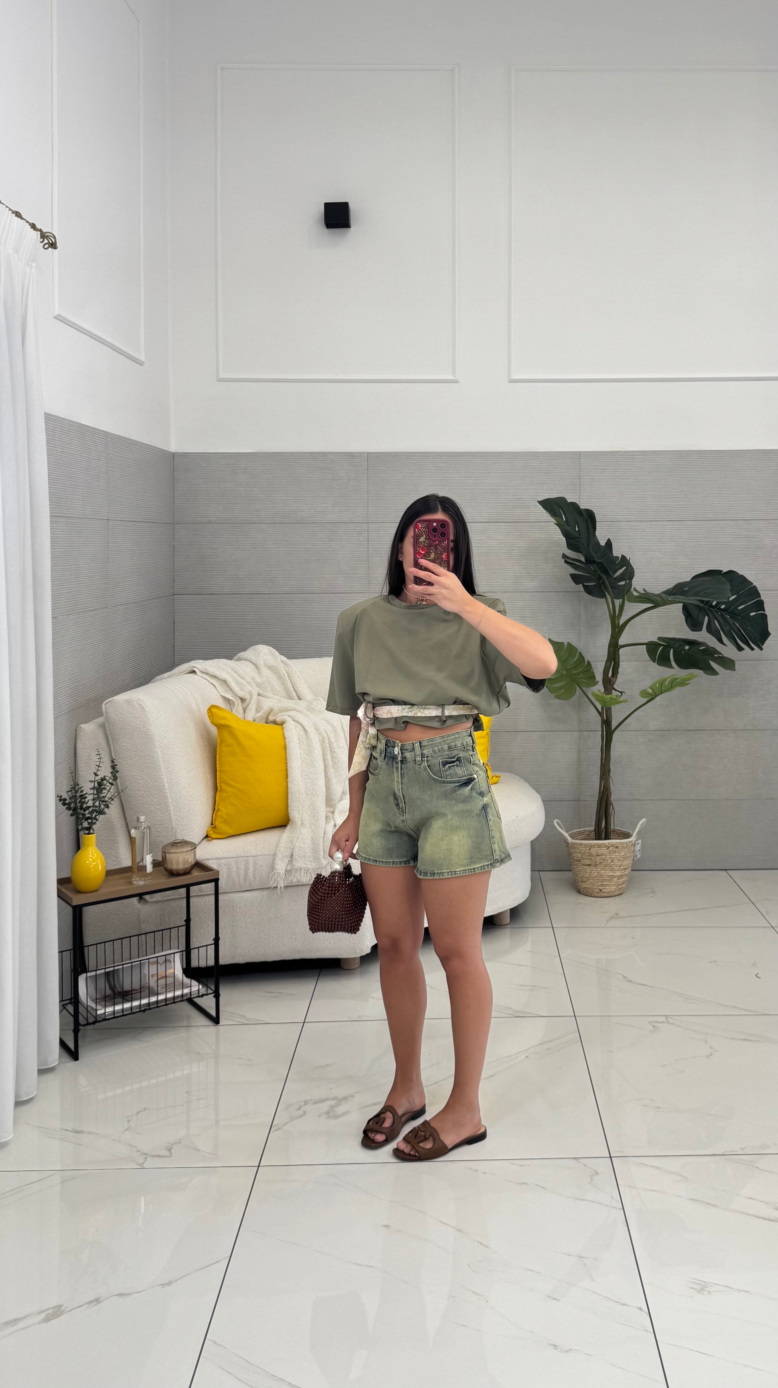 Shorts Skin