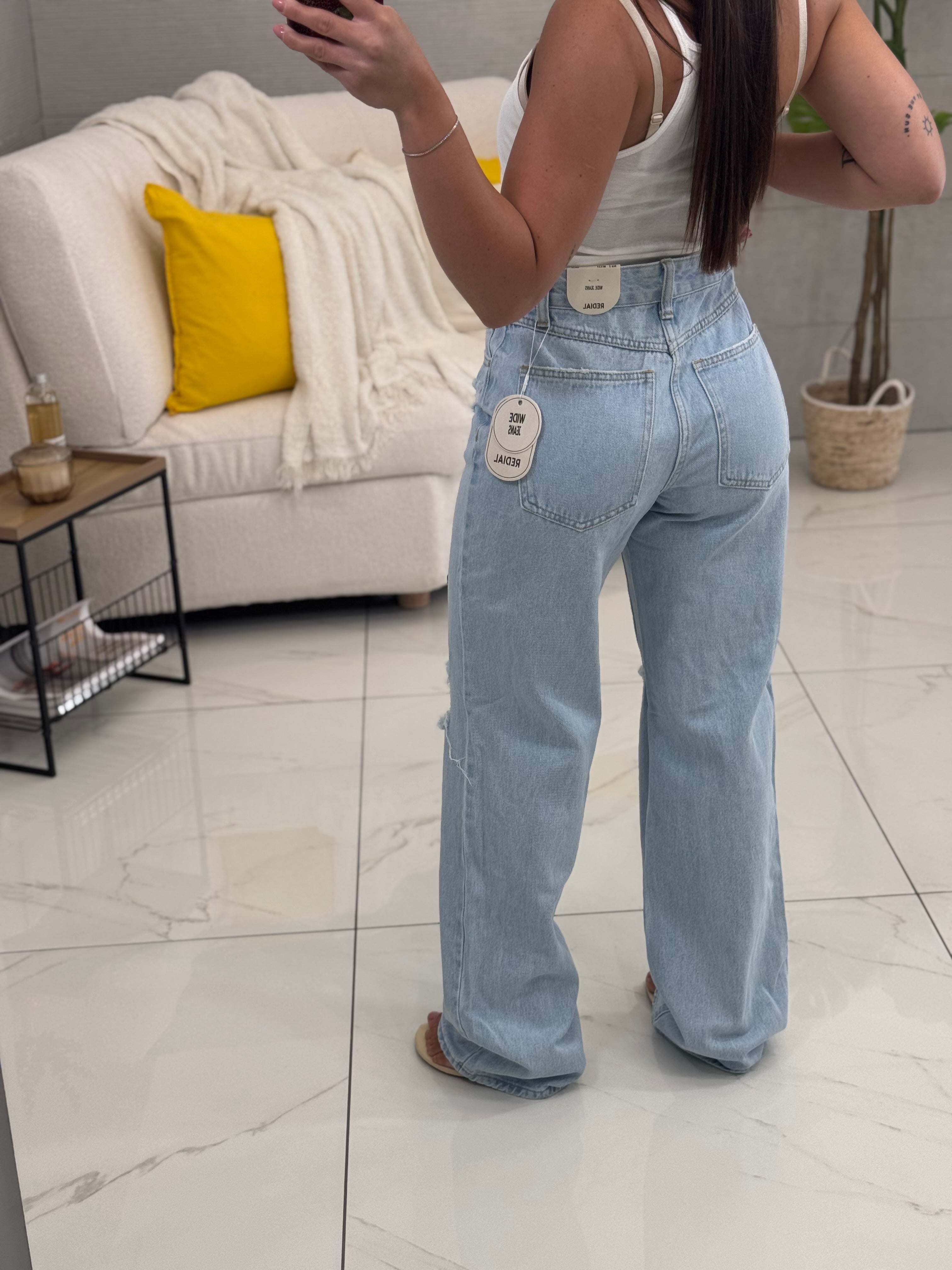 Denim Laulia